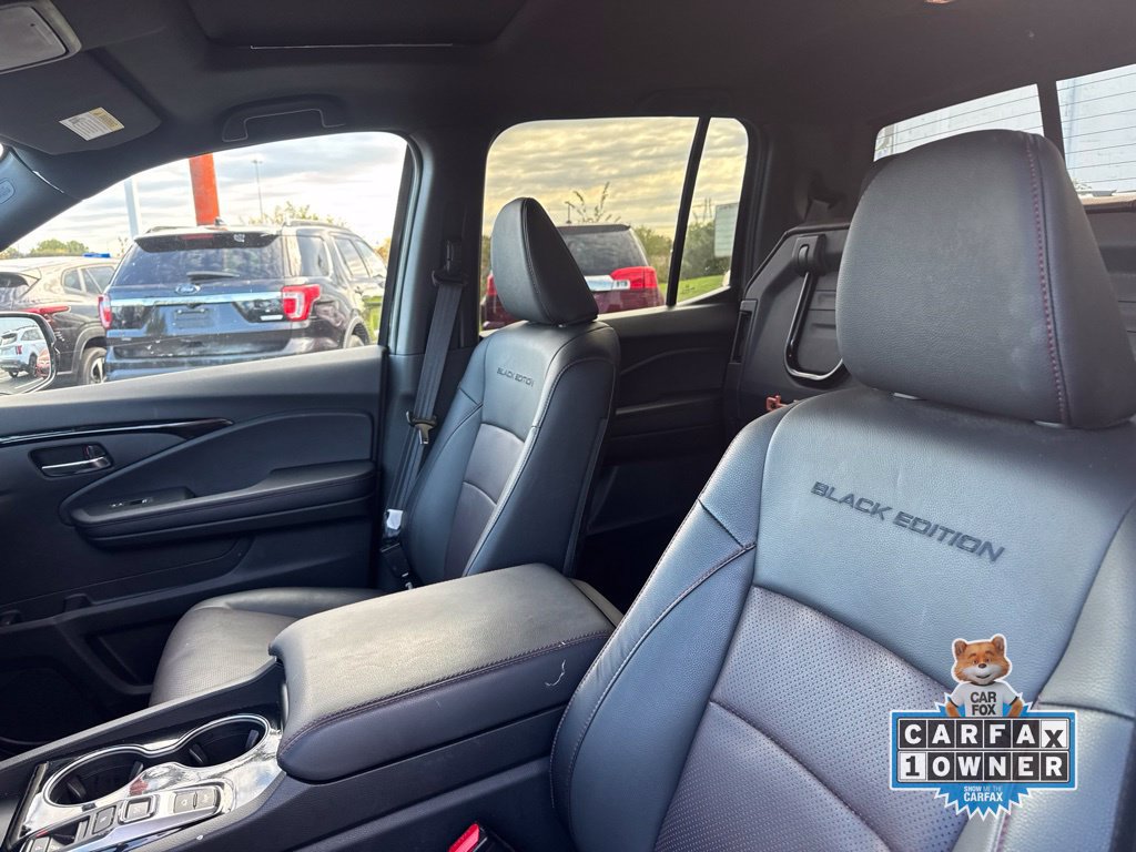 Used 2025 Honda Ridgeline Black Edition image 15