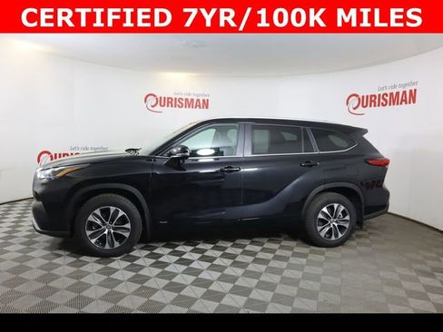 Used 2023 Toyota Highlander XLE image 7