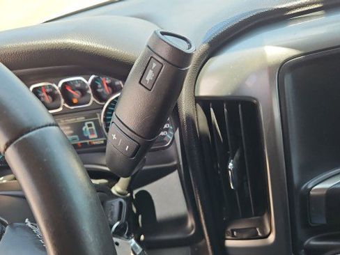Used 2015 Chevrolet Silverado 1500 LT w/ LT Convenience Package RWD image 15