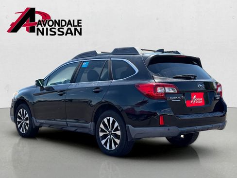 Used 2017 Subaru Outback 2.5i Limited AWD/4WD image 2