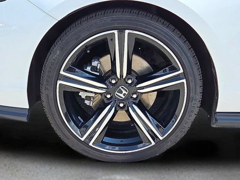 Used 2024 Honda Accord Sport image 9