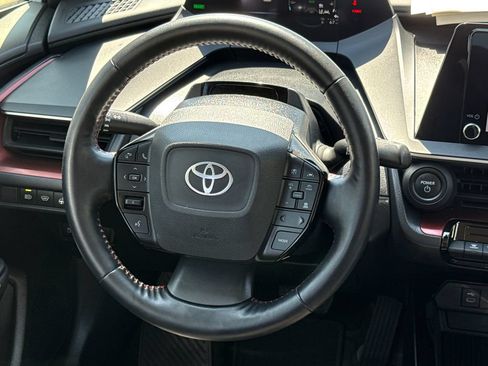 Used 2023 Toyota Prius Prime FWD image 13