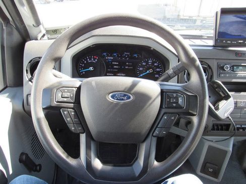 Used 2022 Ford F650 2WD Regular Cab Super Duty image 34