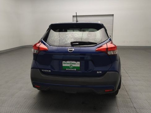 Used 2019 Nissan Kicks SR w/ SR Premium Package FWD image 7