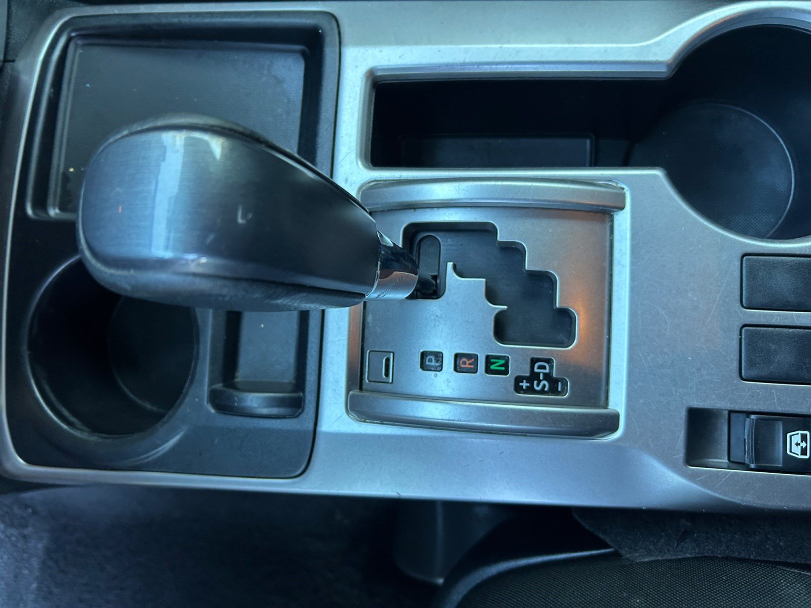 Used 2018 Toyota 4Runner SR5 RWD image 12