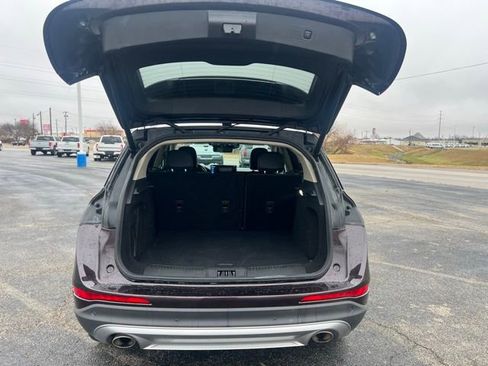 Used 2023 Lincoln Corsair Reserve w/ Equipment Group 201A image 15