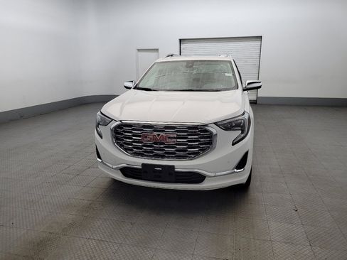 Used 2019 GMC Terrain Denali w/ Advanced Safety Package image 15