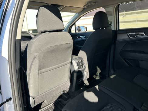 New 2026 Kia Sportage LX image 13