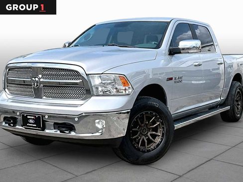 Used 2017 RAM 1500 Lone Star AWD/4WD image 1