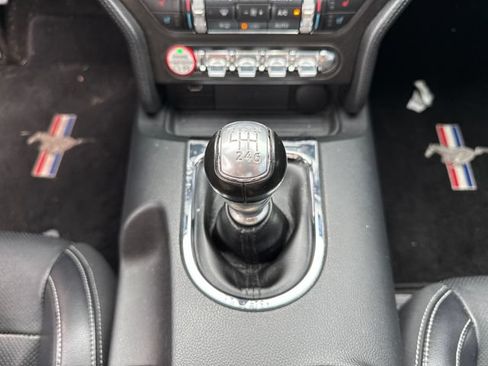 Used 2015 Ford Mustang GT Premium w/ Equipment Group 401A RWD image 32