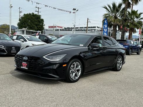 Used 2023 Hyundai Sonata SEL w/ Cargo Package FWD image 2