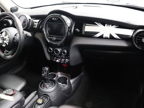 Used 2020 MINI Cooper S w/ Premium Package FWD image 19
