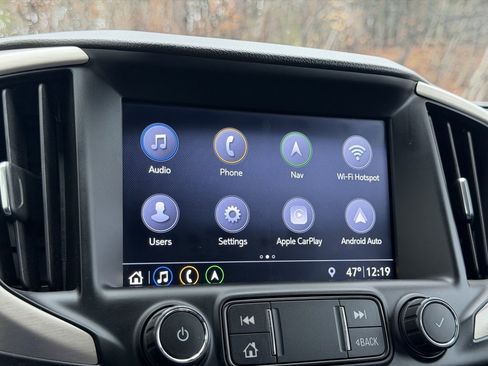 Used 2019 GMC Terrain Denali w/ Advanced Safety Package image 8