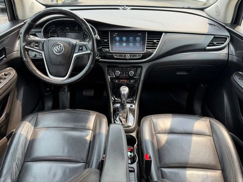 Used 2019 Buick Encore Essence AWD/4WD image 11