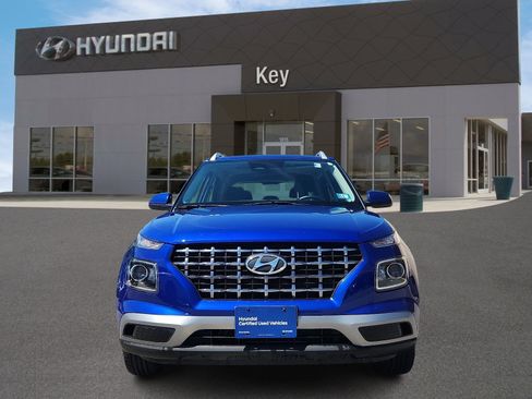 Certified 2023 Hyundai Venue SEL w/ Cargo Package FWD image 8