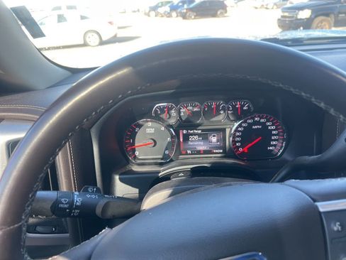 Used 2015 GMC Sierra 1500 SLT w/ SLT Crew Cab Value Package image 15