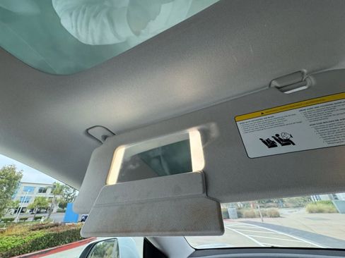 Used 2022 Tesla Model 3 image 26
