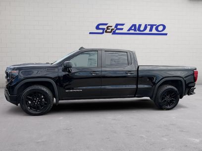 Used 2024 GMC Sierra 1500 Pro w/ Graphite Edition