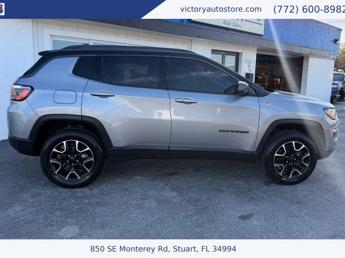 Used 2019 Jeep Compass Trailhawk w/ Cold Weather Group image 14