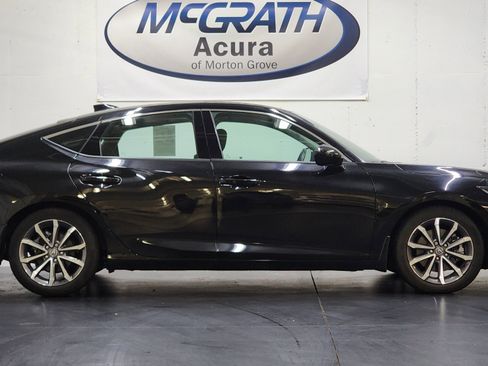 Used 2023 Acura Integra image 3