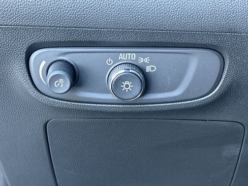 Used 2024 Buick Encore GX Avenir w/ Avenir Technology Package image 26