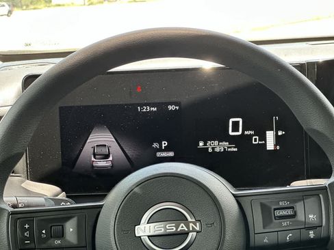 Used 2025 Nissan Kicks S FWD image 27