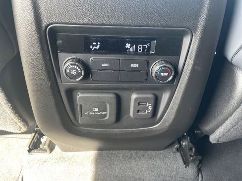 Used 2024 Buick Enclave Essence w/ Experience Buick Package image 40