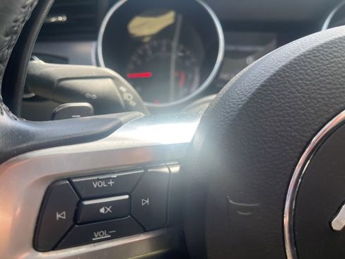 Used 2018 Ford Mustang Coupe w/ Equipment Group 101A image 12