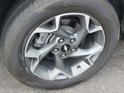 Used 2025 Chevrolet Trax LT w/ Driver Confidence Package FWD image 6