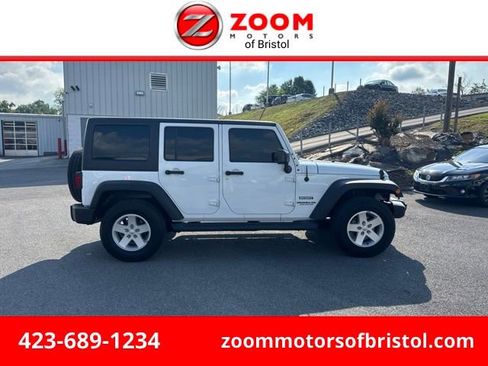 Used 2017 Jeep Wrangler Unlimited Sport w/ Quick Order Package 24S AWD/4WD image 1