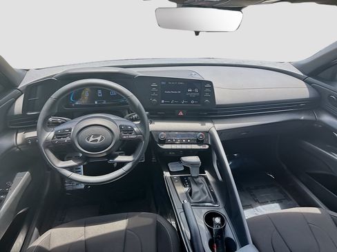 Used 2026 Hyundai Elantra Sport w/ Cargo Package FWD image 18