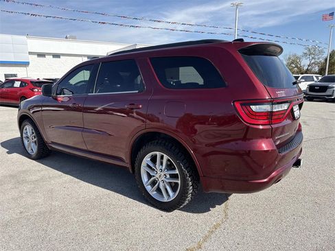 Used 2023 Dodge Durango GT image 3