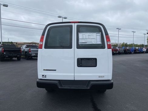New 2025 Chevrolet Express 2500 w/ Driver Convenience Package RWD image 7