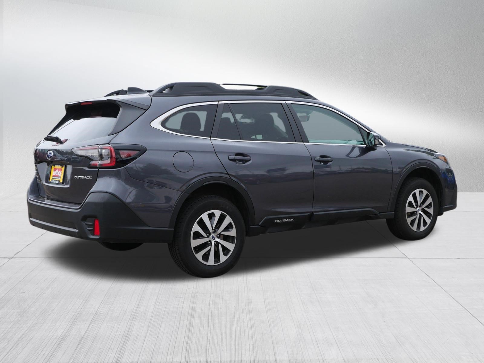 Used 2022 Subaru Outback Premium AWD/4WD image 7