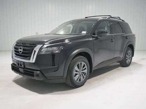 New 2025 Nissan Pathfinder SV w/ Cargo Package image 1