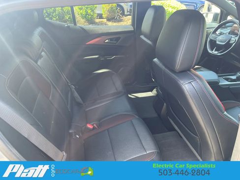 Used 2024 Chevrolet Equinox EV RS FWD image 51