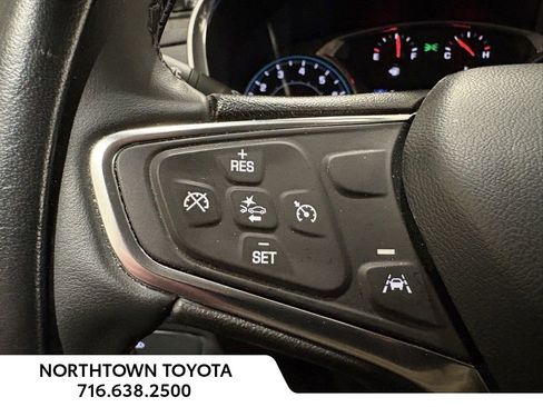 Used 2024 Chevrolet Equinox LT image 18