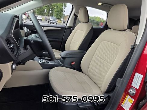 Used 2021 Ford Escape SE FWD image 7