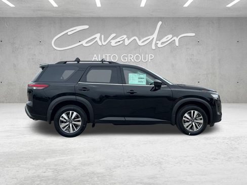 New 2026 Nissan Pathfinder SL FWD image 18