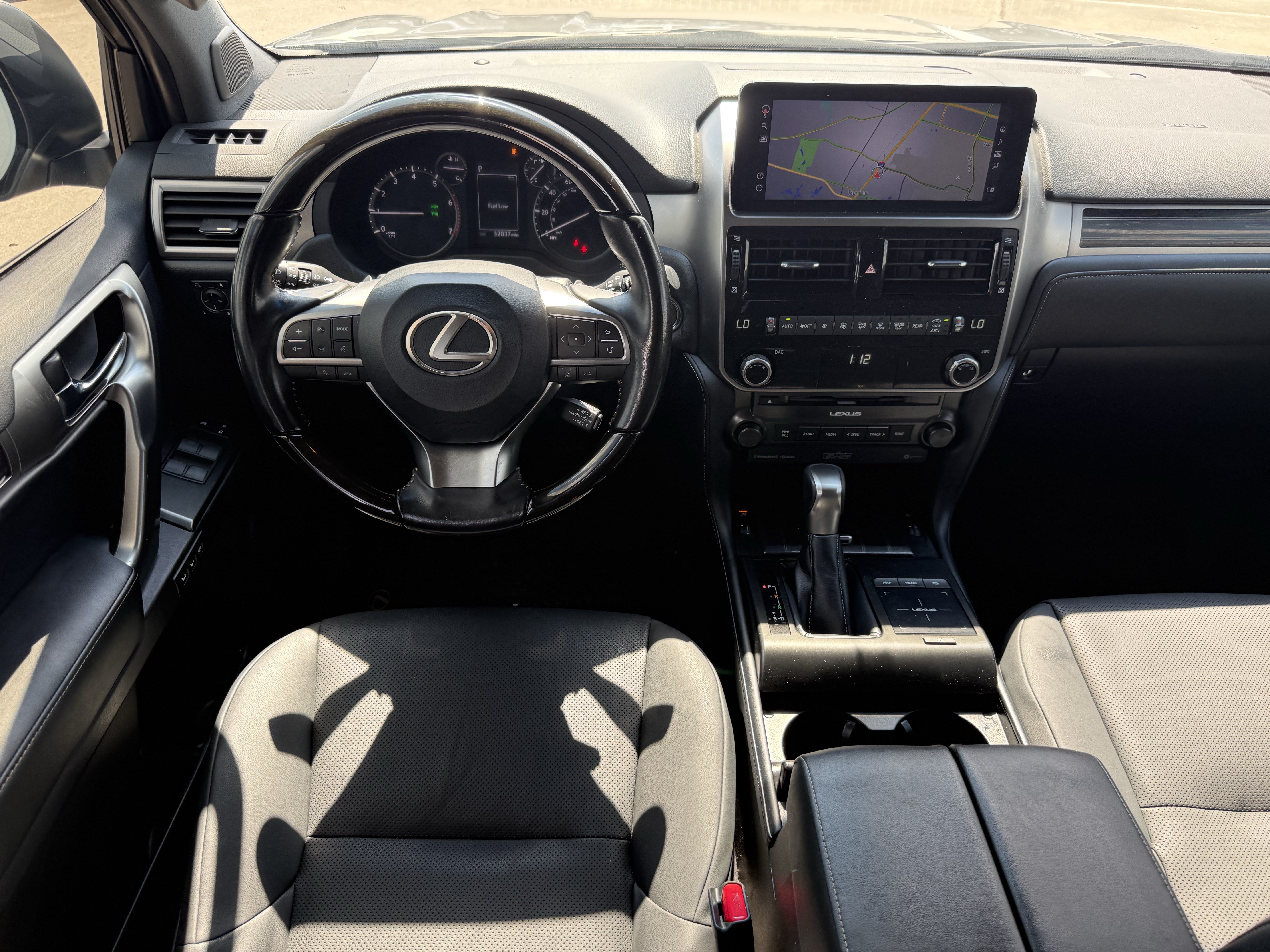 Used 2023 Lexus GX 460 Premium w/ Premium Plus Package AWD/4WD image 15