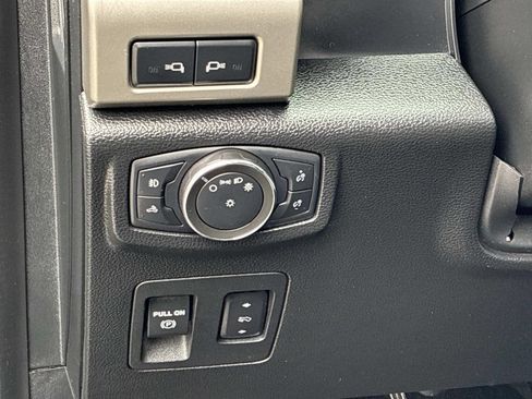 Certified 2020 Ford F150 Lariat w/ Equipment Group 502A Luxury AWD/4WD image 24