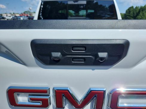 New 2026 GMC Sierra 1500 AT4 w/ AT4 Premium Package image 9