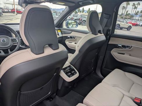 New 2026 Volvo XC90 B6 Plus w/ Protection Package Premier image 12