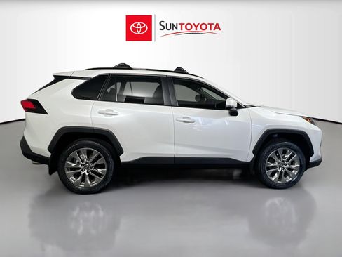 Used 2025 Toyota RAV4 XLE Premium FWD image 2