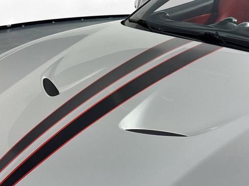 Used 2015 Ferrari California T RWD image 40