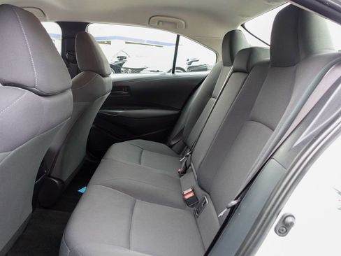 Used 2022 Toyota Corolla LE image 23