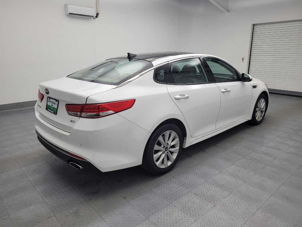 Used 2016 Kia Optima EX w/ Option Group 040 FWD image 10