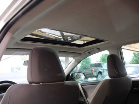 Used 2015 Toyota RAV4 XLE image 14