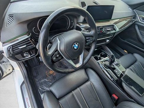 Used 2019 BMW 530i xDrive w/ Convenience Package AWD/4WD image 12