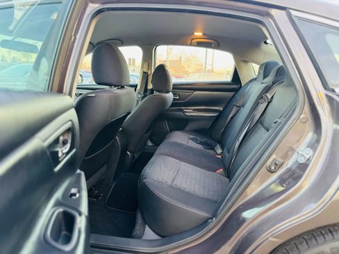 Used 2017 Nissan Altima 2.5 S w/ Power Driver Seat Package image 13